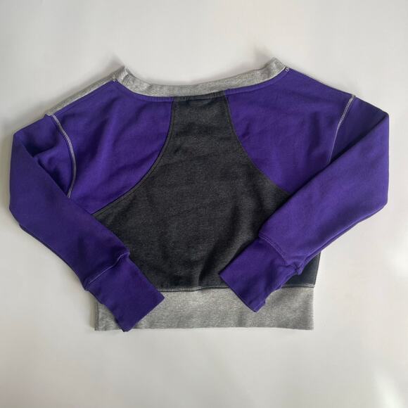 Nike Girls Cropped Sweatshirt Size Small Gray Purple Long Sleeve Pullover - Picture 2 of 8